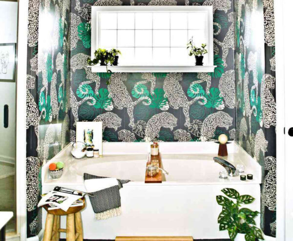 Modern Bathroom Style - Image 3